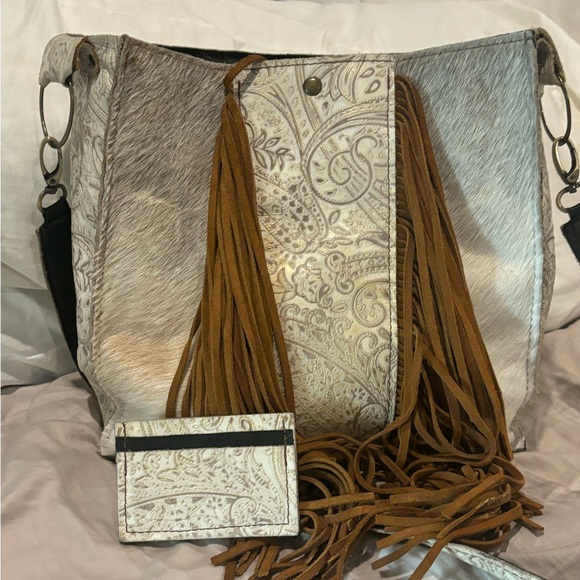 Genuine leather and cow hide purse and wallet - Picture 5 of 5